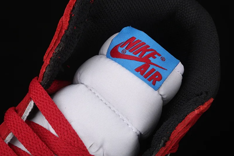 All categories Air Jordan Jordan series basketball shoes Air Jordan 1 High Pure original version Air Jordan 1 Retro High "Chicago Crystal" AJ1 Joe 1 New Chicago Spider-Man 555088-602
